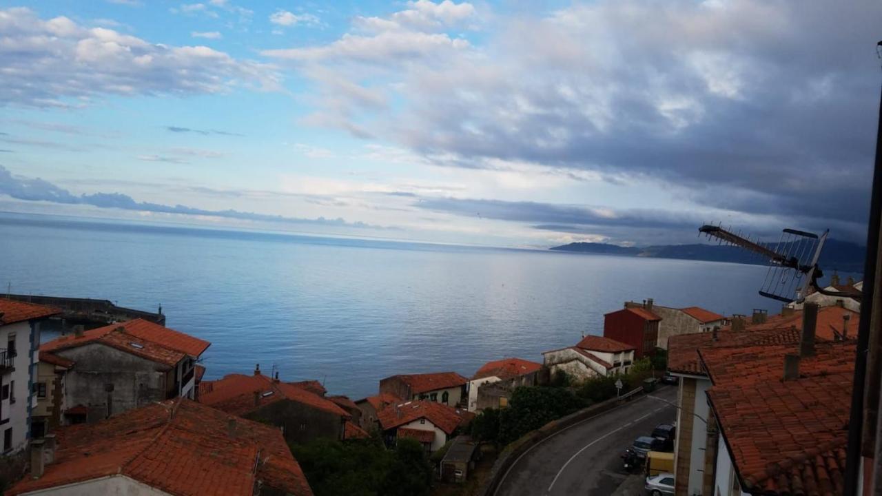 La Casina Del Reloj Con Vistas Al Mar Leilighet Lastres Eksteriør bilde